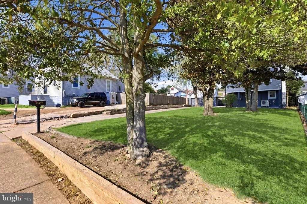 Photo of 525 45TH STREET