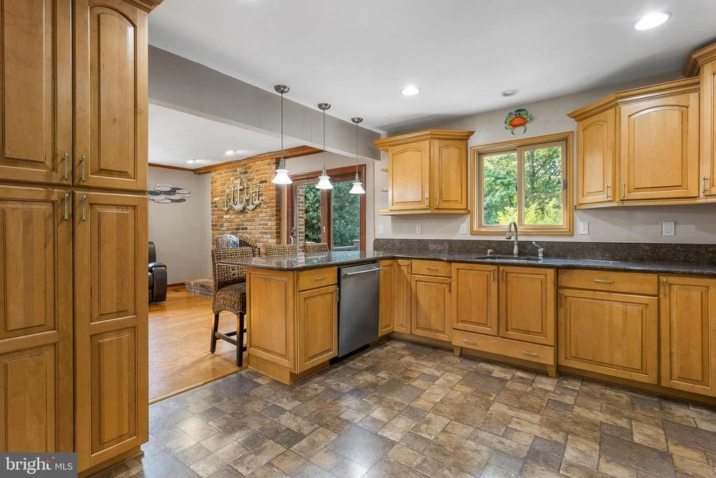 Photo of 3131 ASHWOOD DRIVE