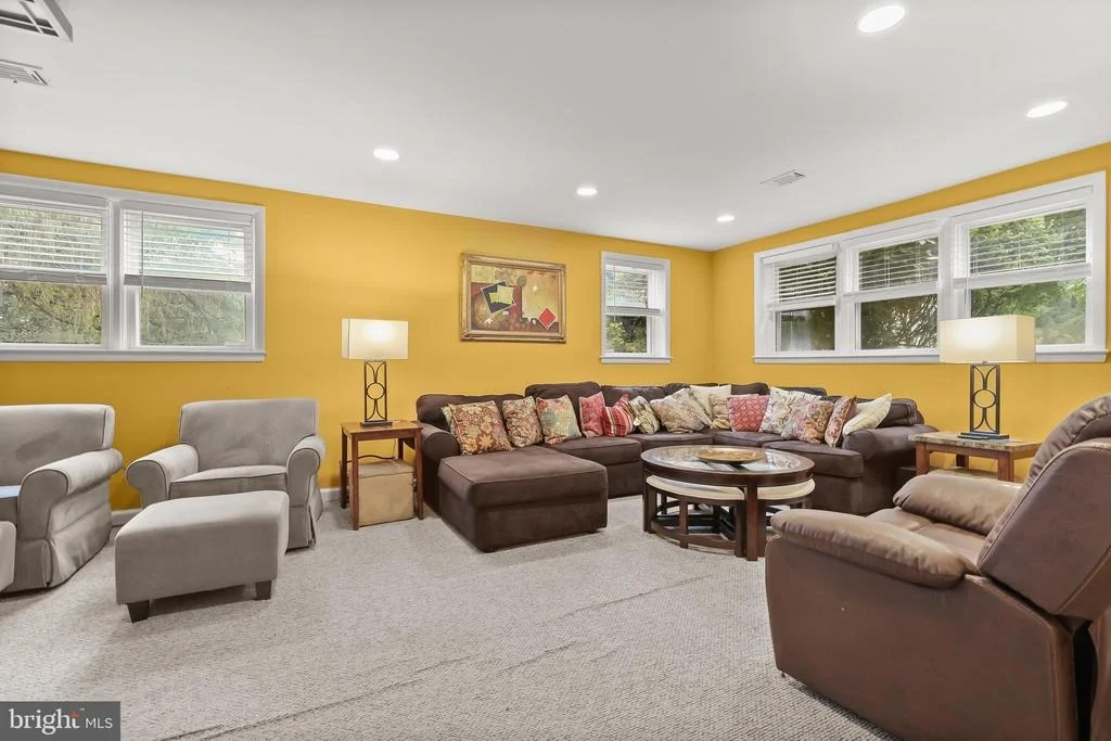 Photo of 2 GREENLEA DRIVE