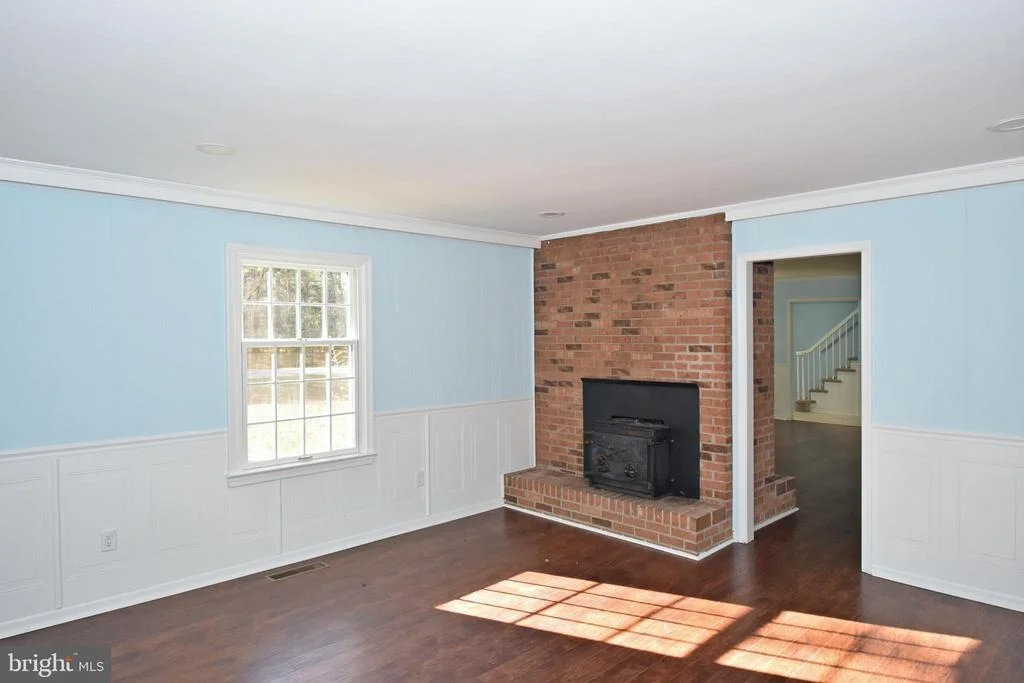 Photo of 4011 GROSSE POINT DRIVE