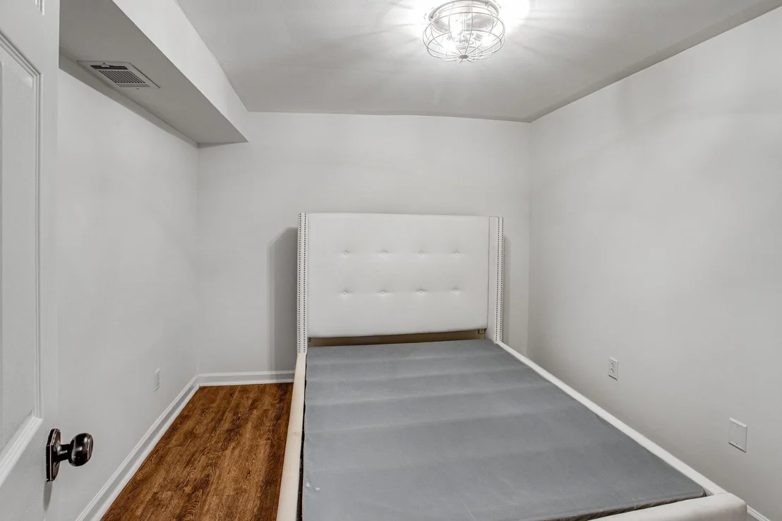 Photo of 8005 GRACIE DRIVE