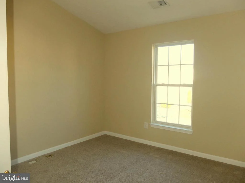 Photo of 2424 KNAPPS WAY