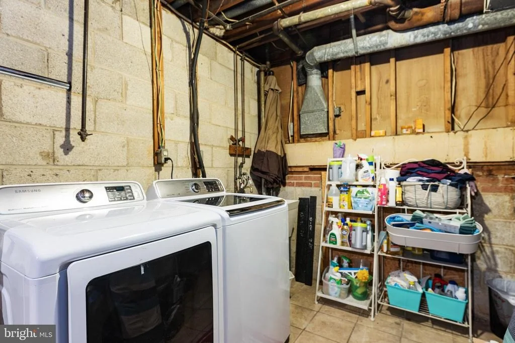 Photo of 6937 NASHVILLE ROAD