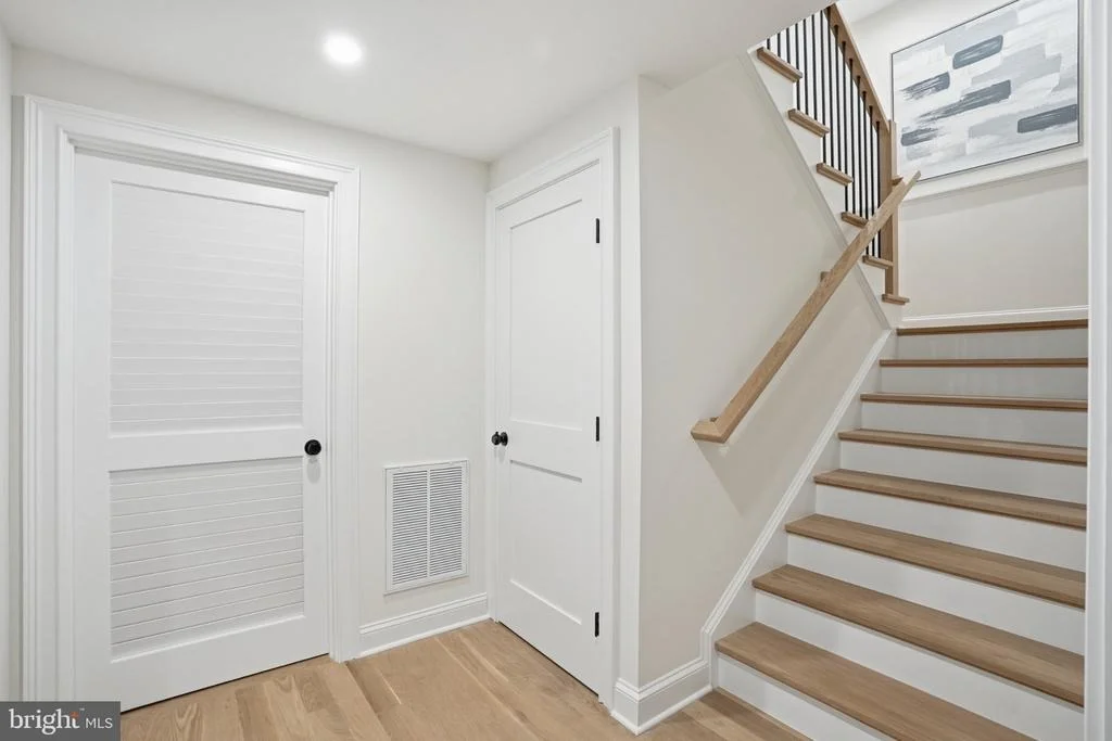 Photo of 1142 CAMERON ROAD