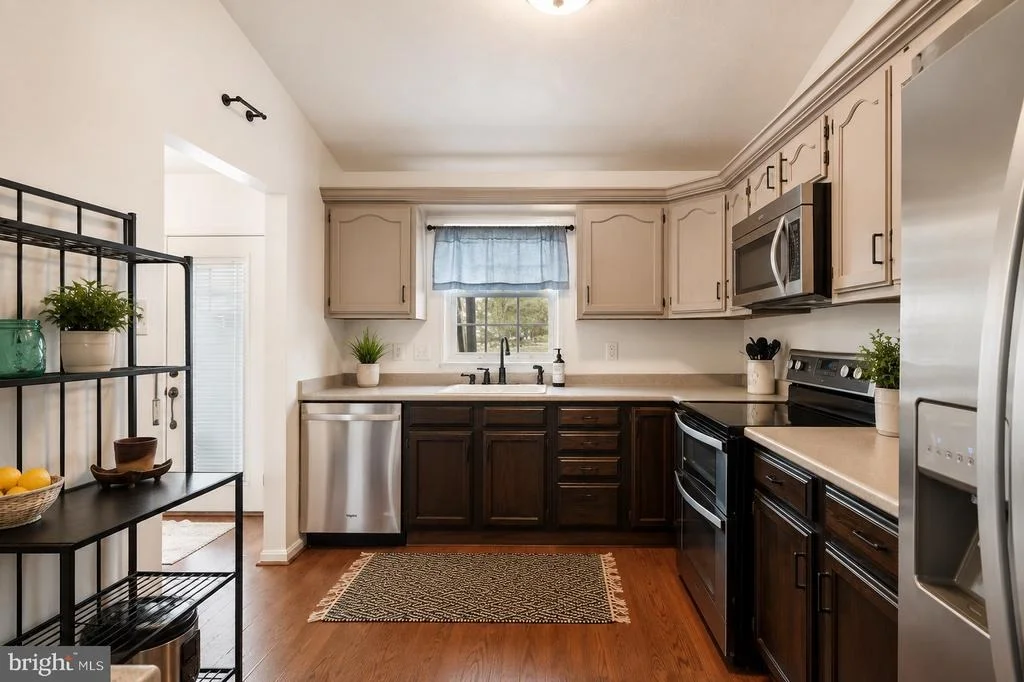 Photo of 903 HARVEY LANE