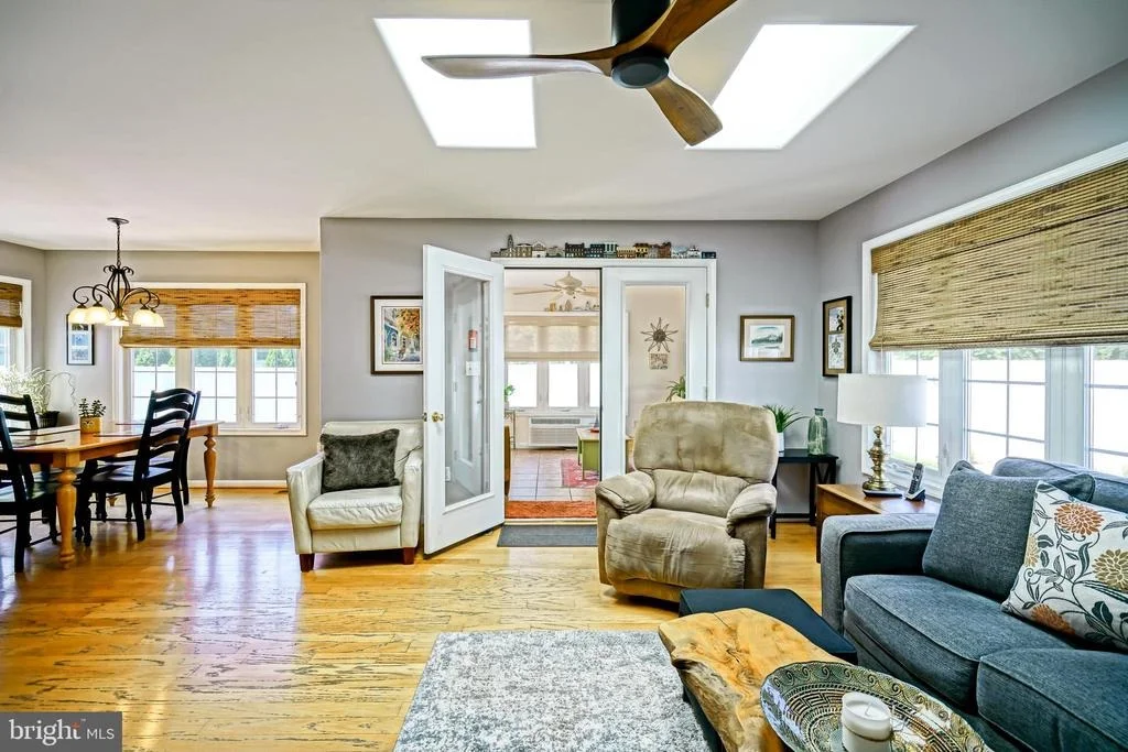 Photo of 30860 EDGEWATER DRIVE