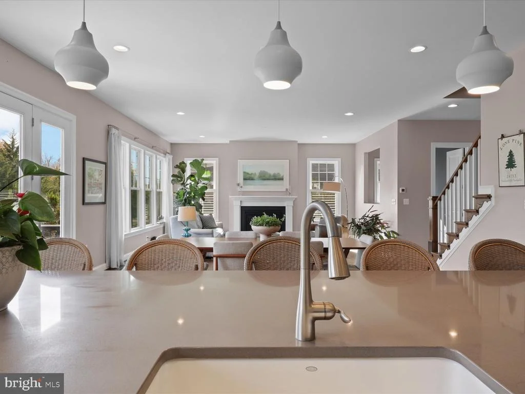 Photo of 25970 LIQUIDAMBAR LANE