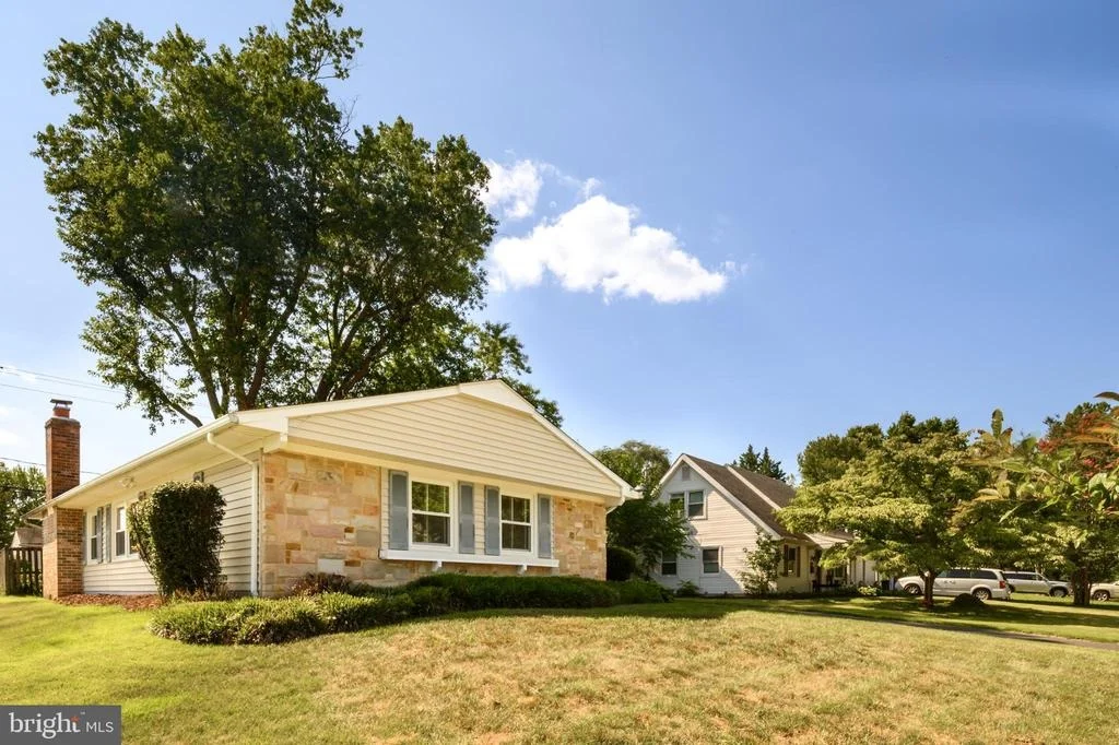 Photo of 2416 KINDERBROOK LANE
