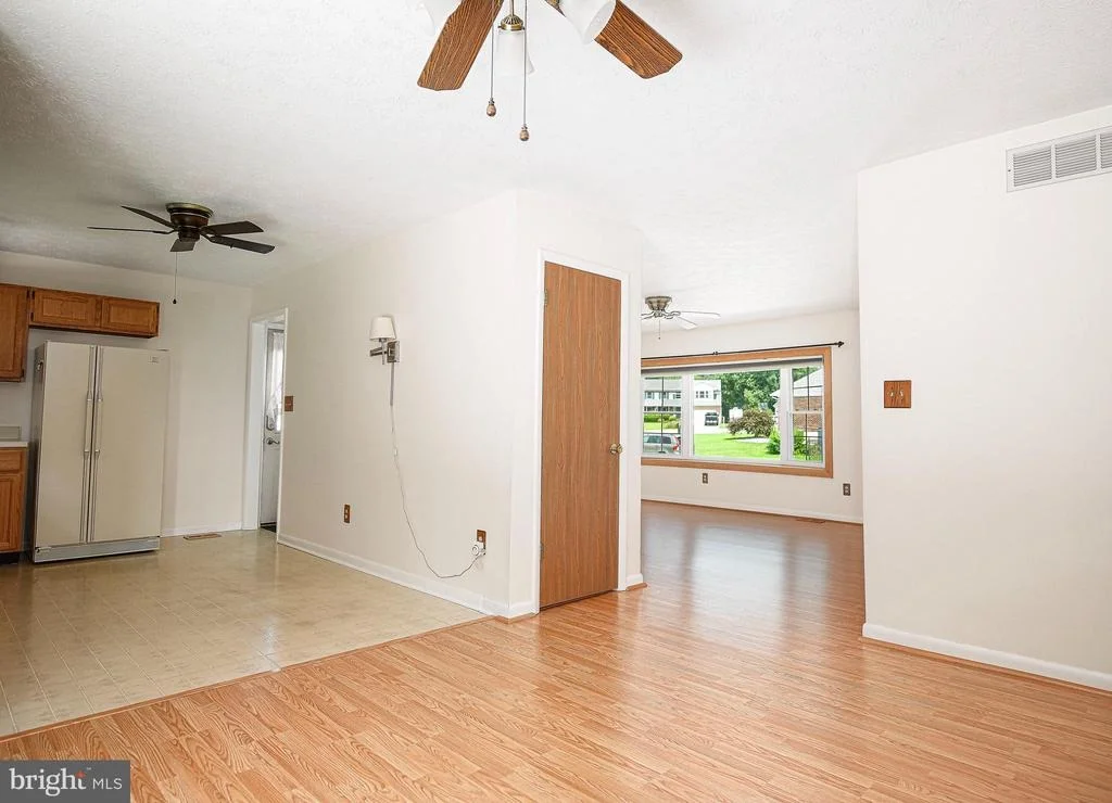 Photo of 619 FLINTLOCK DRIVE