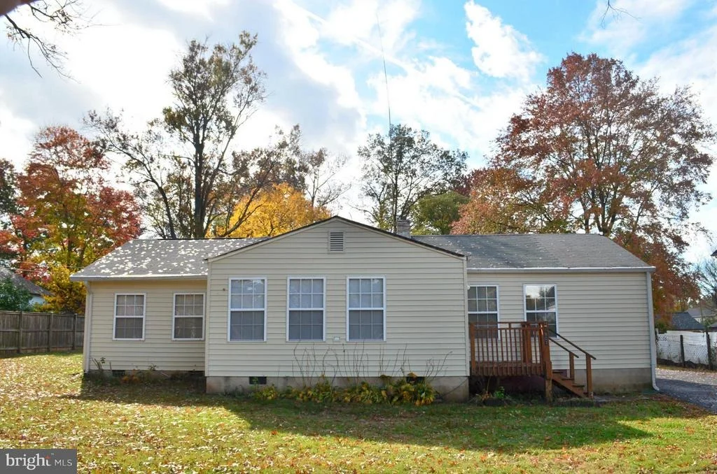 Photo of 8907 YORKSHIRE LANE