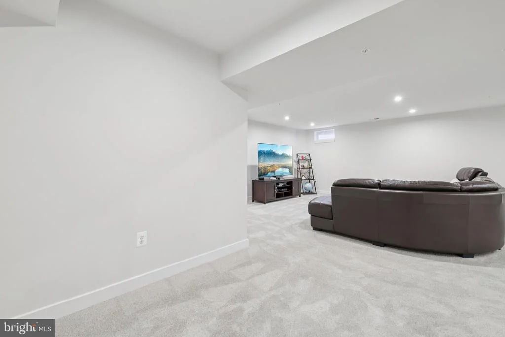 Photo of 6604 RIVER BIRCH ROAD