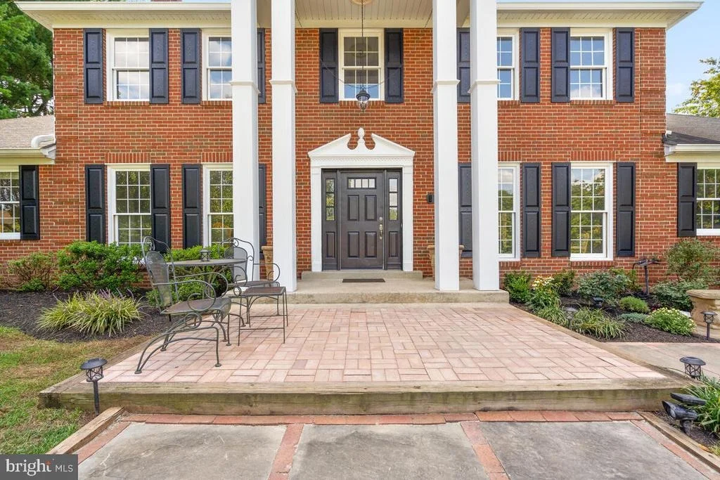 Photo of 8516 PADDOCKVIEW DRIVE
