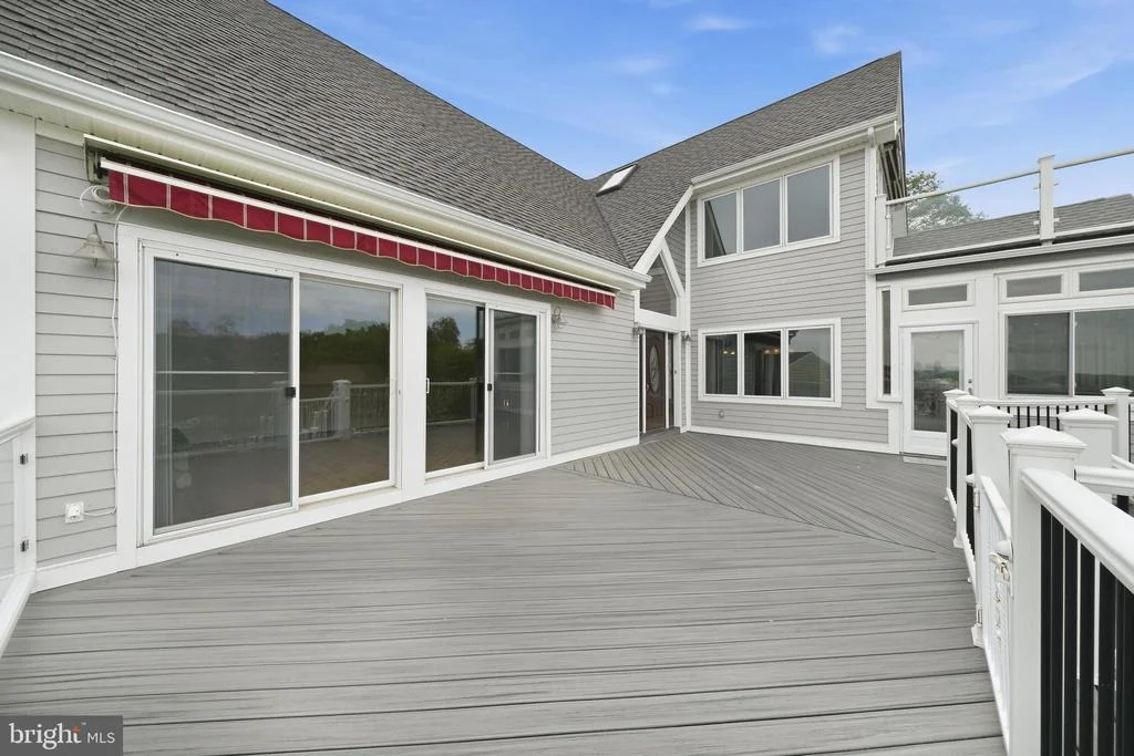Photo of 160 CLIFFVIEW DRIVE