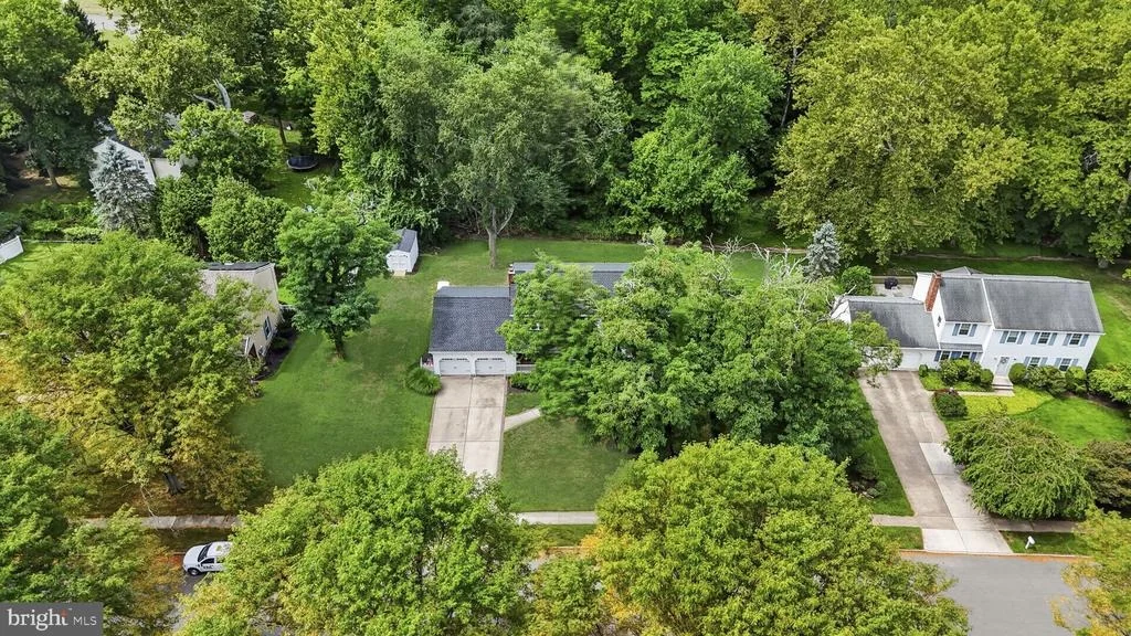 Photo of 11 RIVERVIEW DRIVE