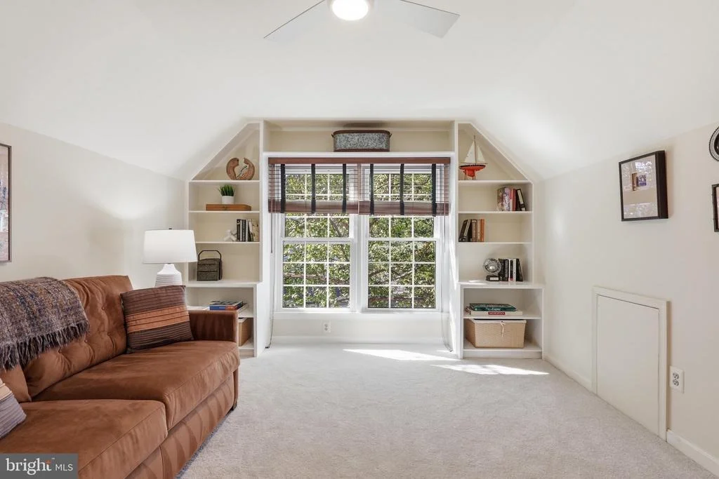 Photo of 11800 BRIAR MILL LANE