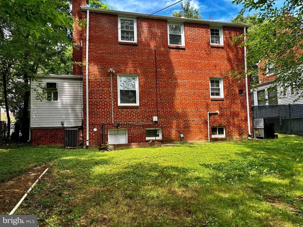 Photo of 8028 EASTERN AVENUE NW