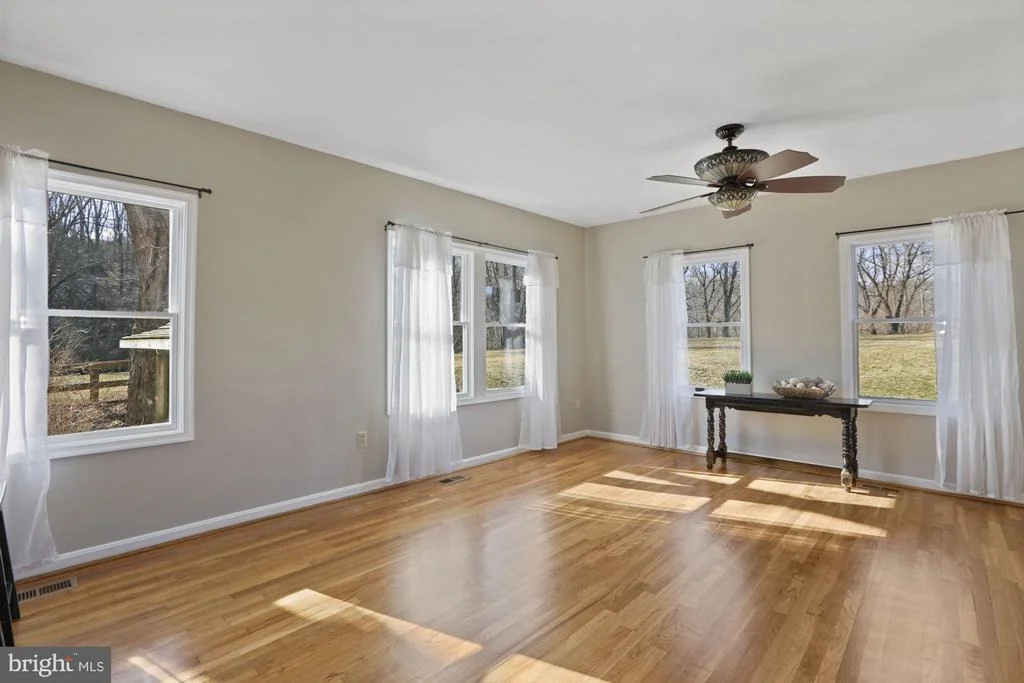 Photo of 2734 CROOKED RUN ROAD