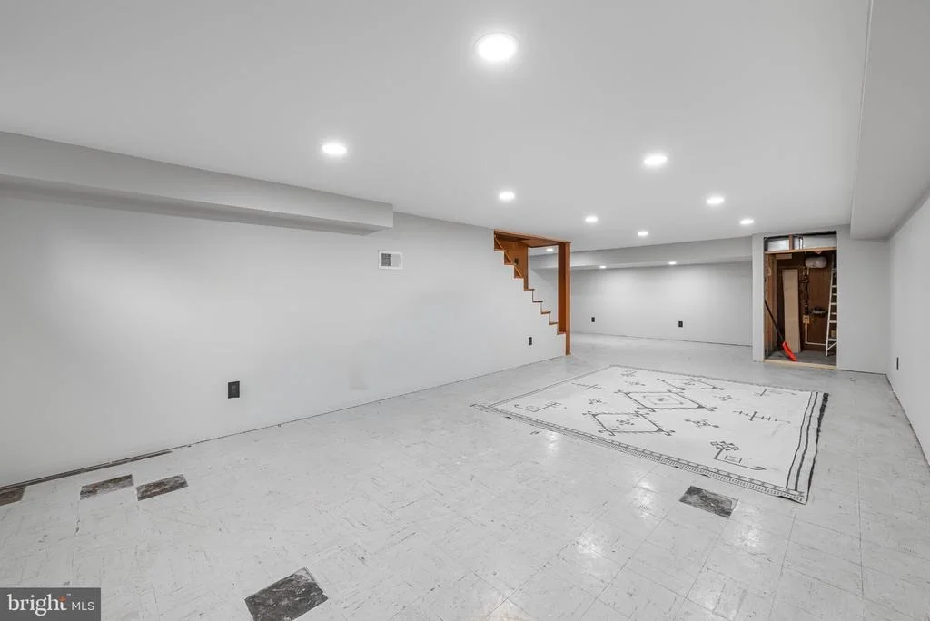 Photo of 618 WILSON PLACE