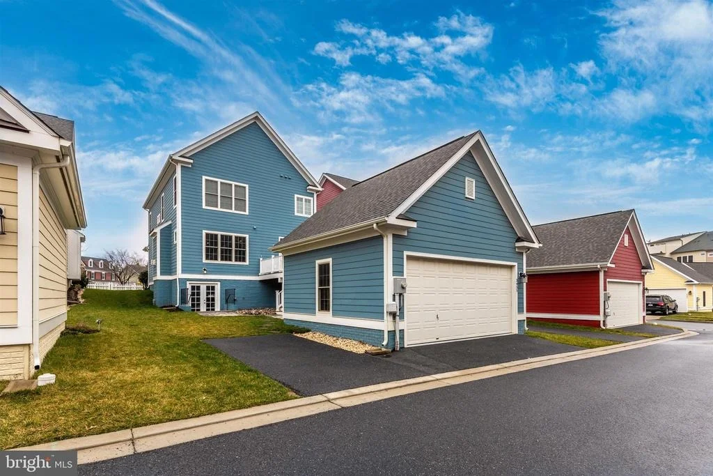 Photo of 3455 SUGARLOAF PARKWAY
