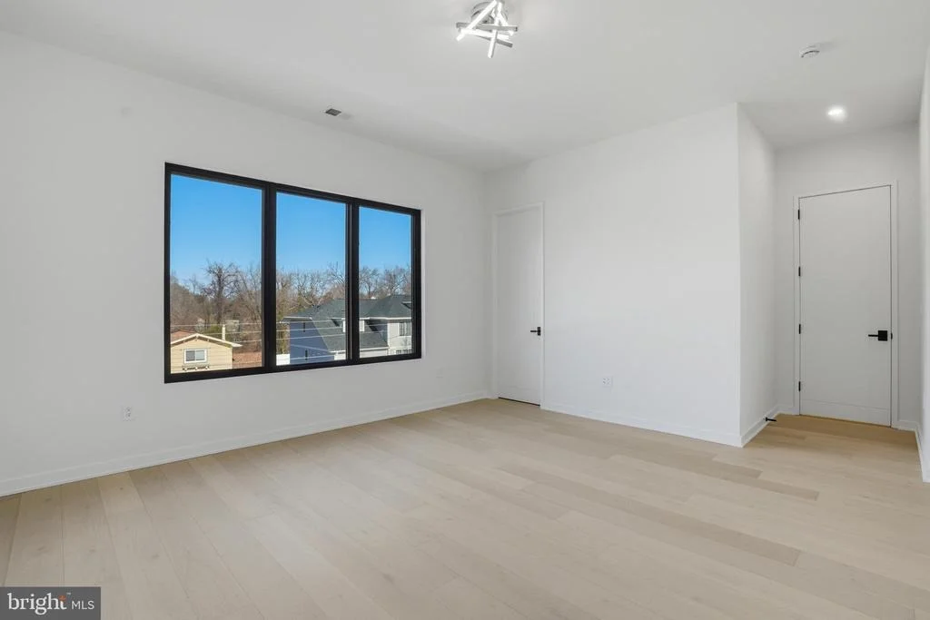 Photo of 7103 WESTBURY ROAD
