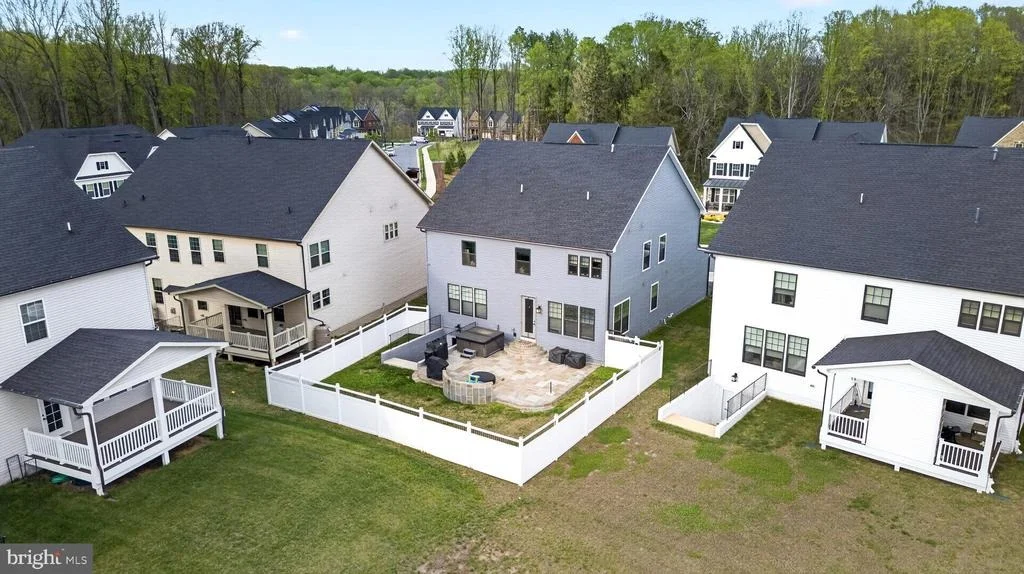 Photo of 7973 LAWNDALE CIRCLE