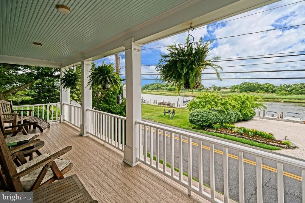 Photo of 558 PILOTTOWN ROAD