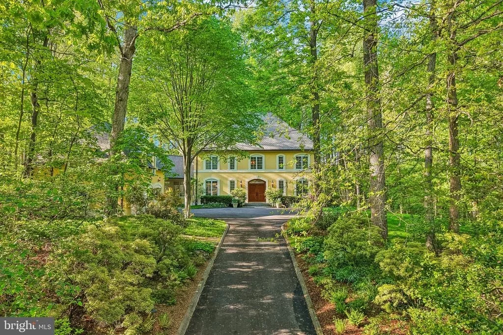 Photo of 13798 LAKESIDE DRIVE