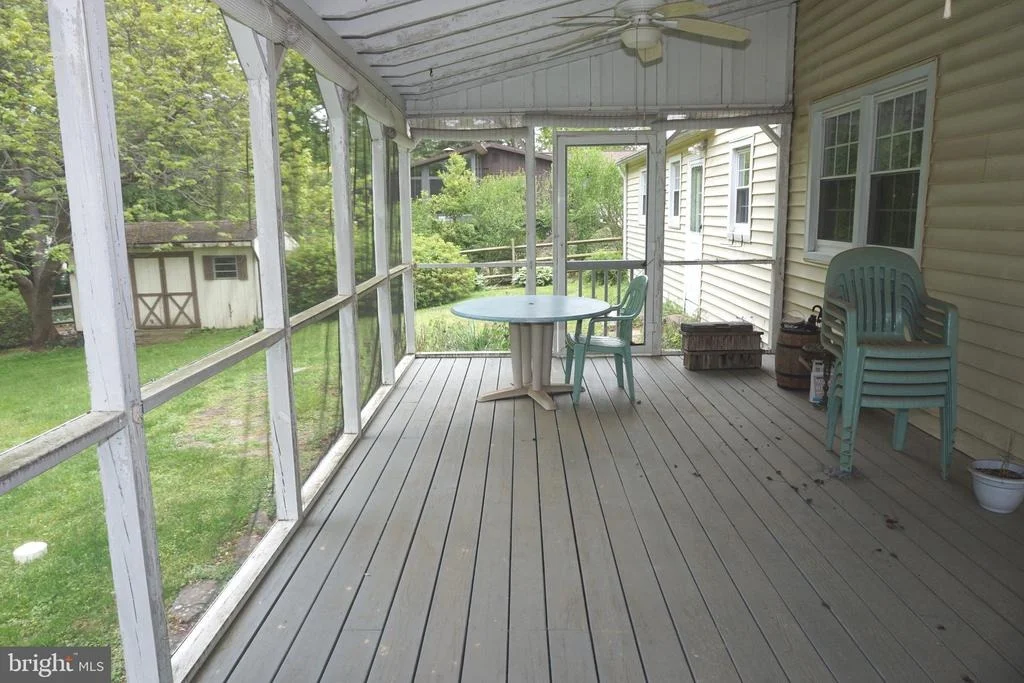 Photo of 1304 CHEZ COURT