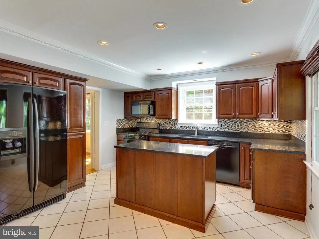 Photo of 8932 STARK ROAD