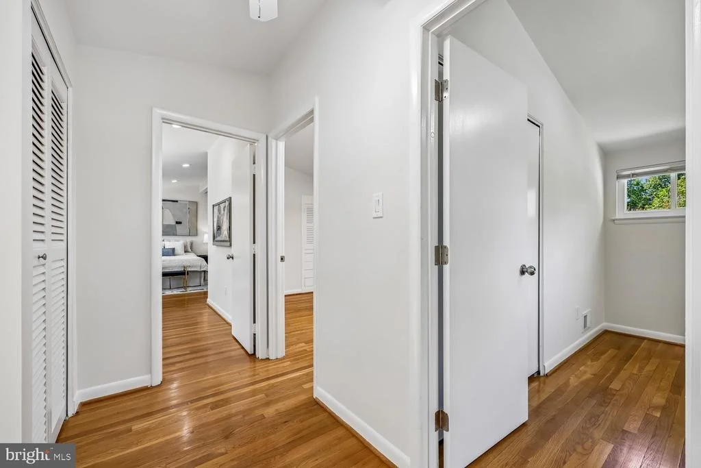 Photo of 300 GILSAN COURT