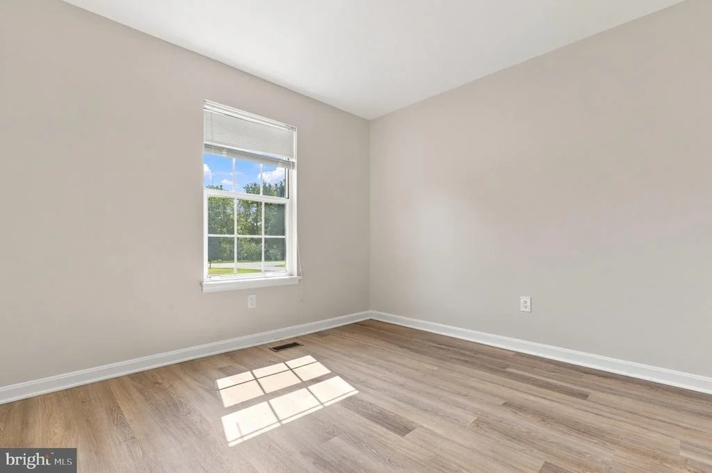 Photo of 3902 SHAKESPEARE WAY