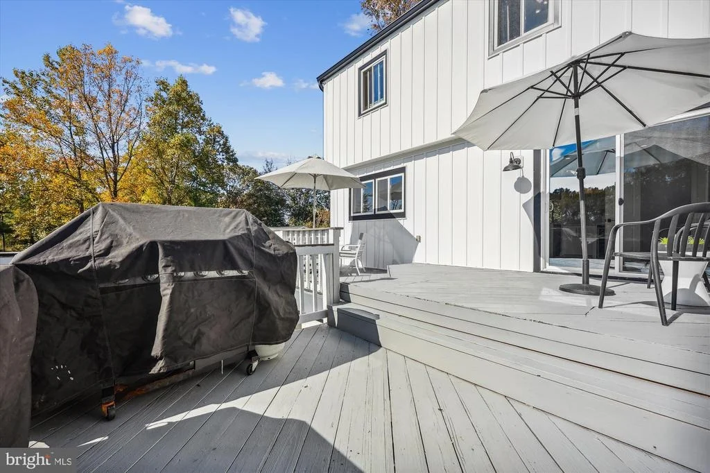 Photo of 14937 WELLWOOD ROAD