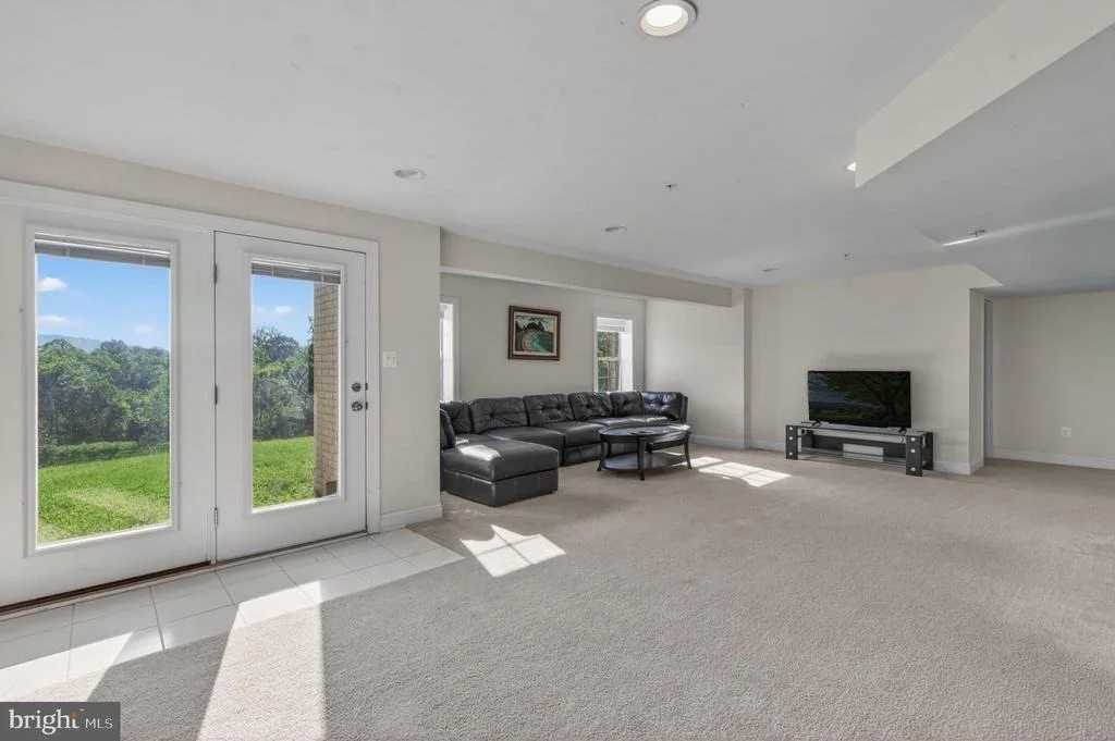 Photo of 1135 DARGON QUARRY LANE
