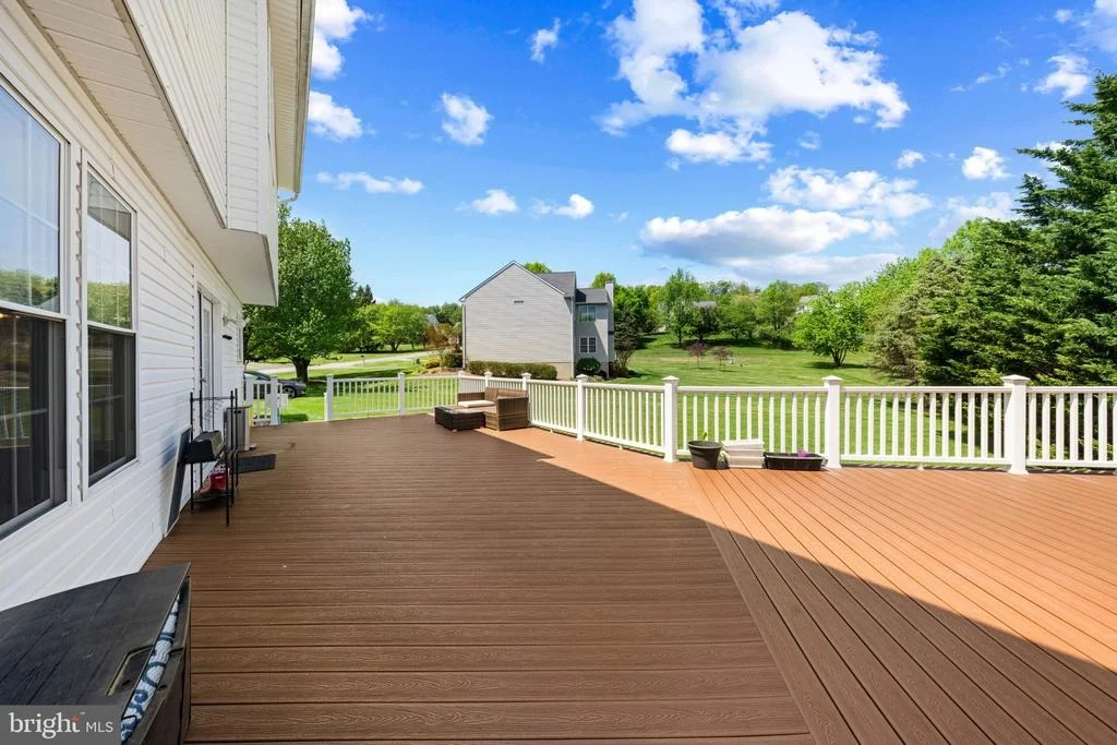 Photo of 4132 LARSON LANE