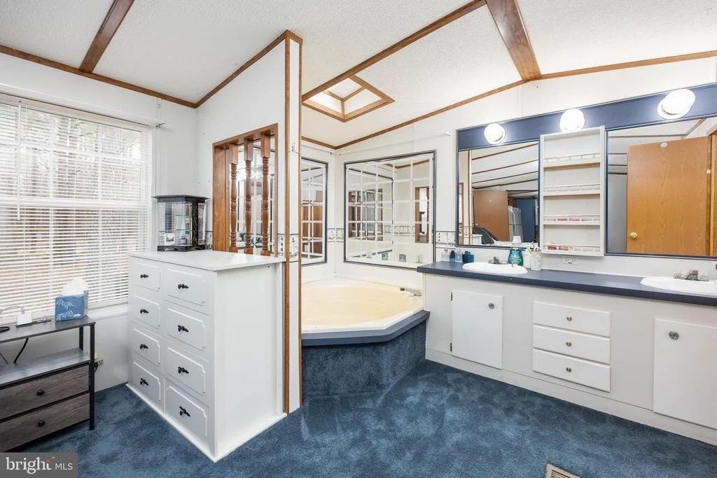 Photo of 22139 ROYAL OAK ROAD
