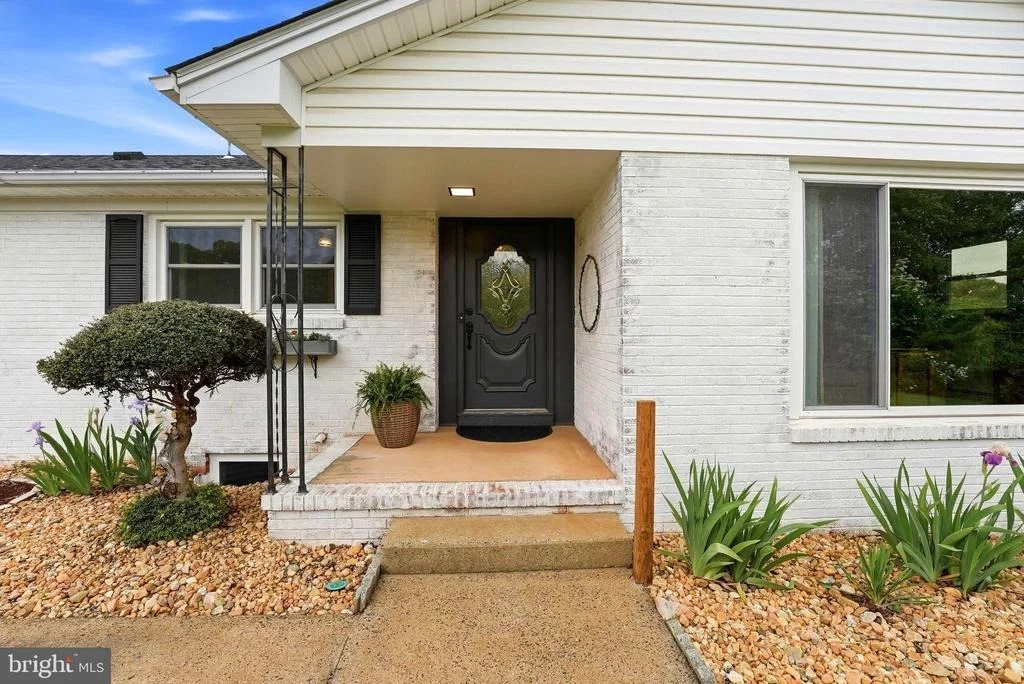 Photo of 481 JAMES CITY ROAD