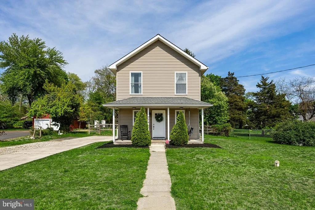 Photo of 374 TANSBORO ROAD