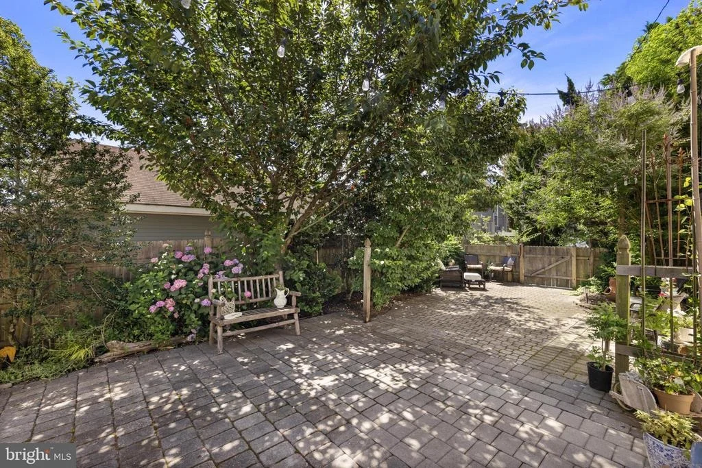 Photo of 410 ABSECON TERRACE