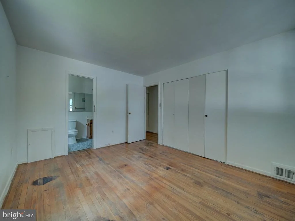 Photo of 12715 BARBARA ROAD