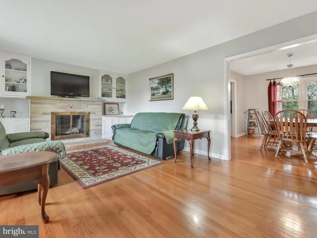 Photo of 6143 LONG BRANCH ROAD