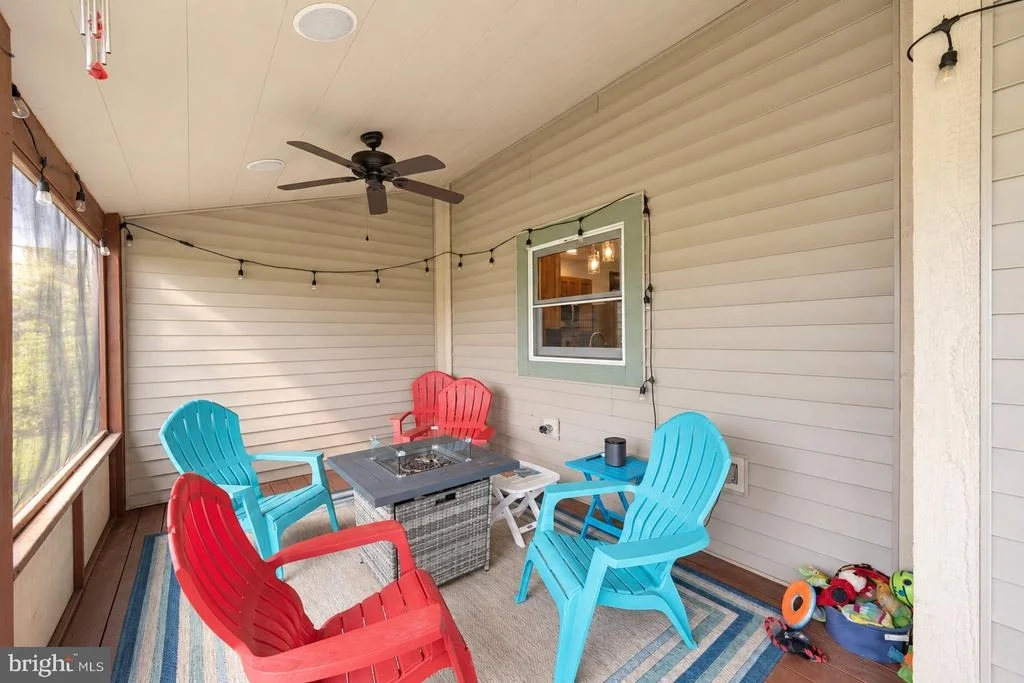 Photo of 607 PIN OAK CIRCLE