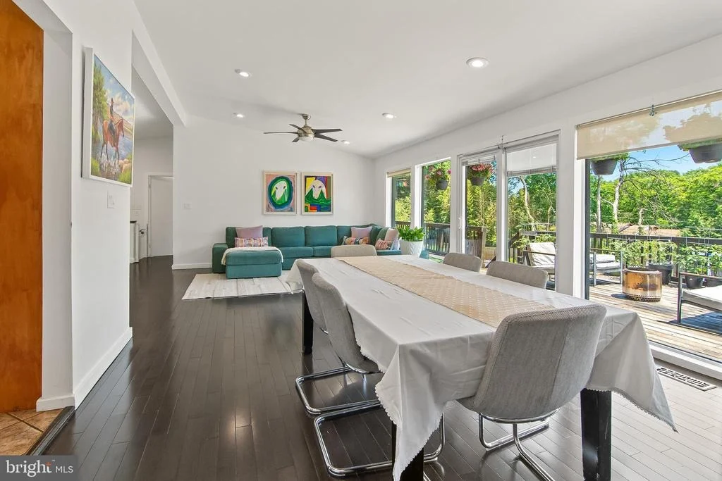 Photo of 6105 IVYMOUNT ROAD