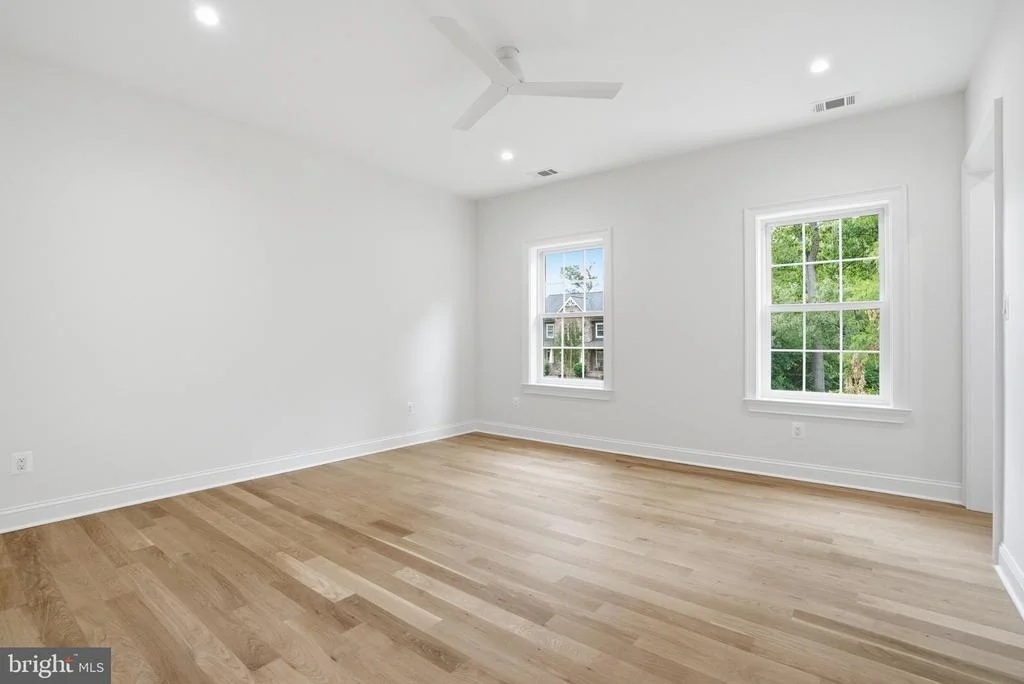Photo of 1142 CAMERON ROAD