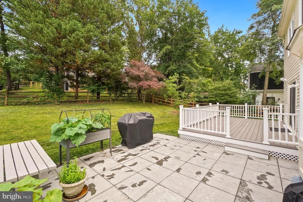 Photo of 28 REDDING RIDGE DRIVE