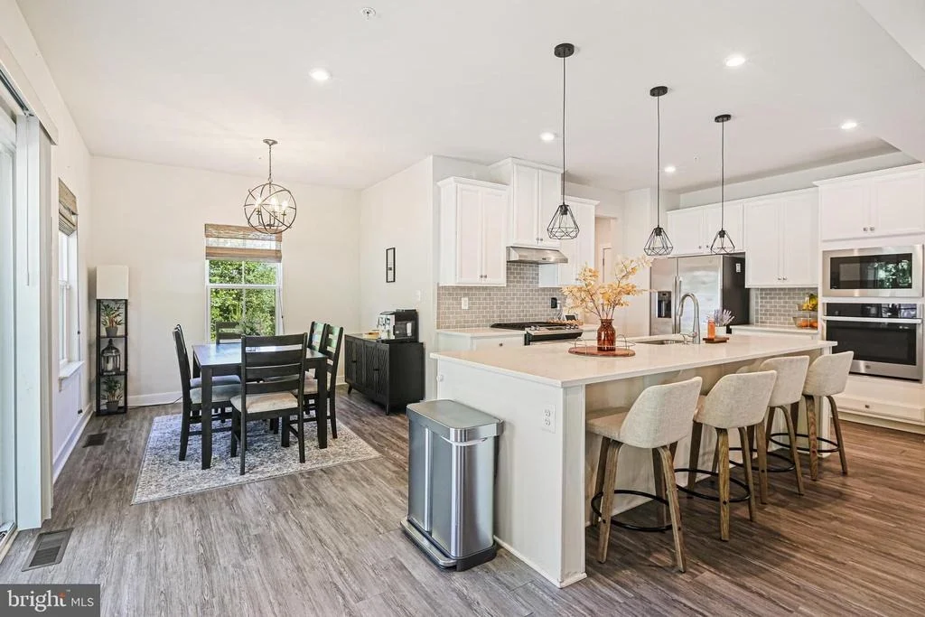 Photo of 6023 CHARLES HENRY PLACE