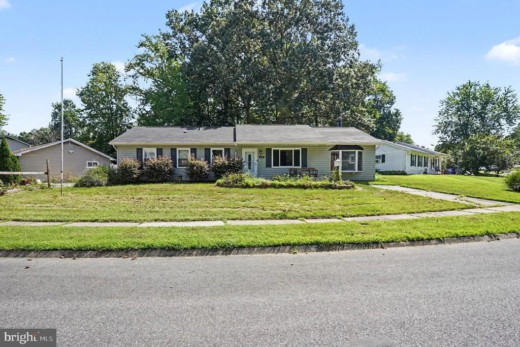 Photo of 627 SEQUOIA DRIVE
