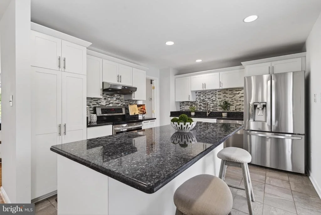 Photo of 6535 OLD CHESTERBROOK ROAD