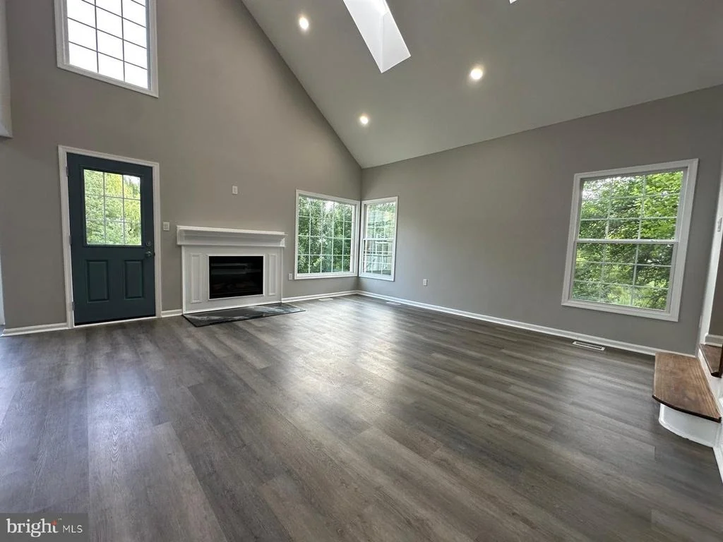 Photo of 43997 NEEDMORE COURT
