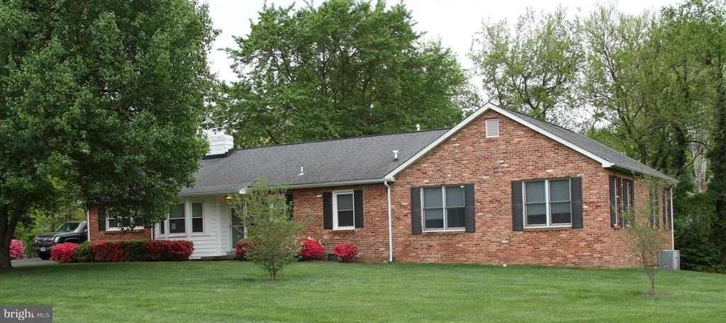 Photo of 3823 MODE STREET