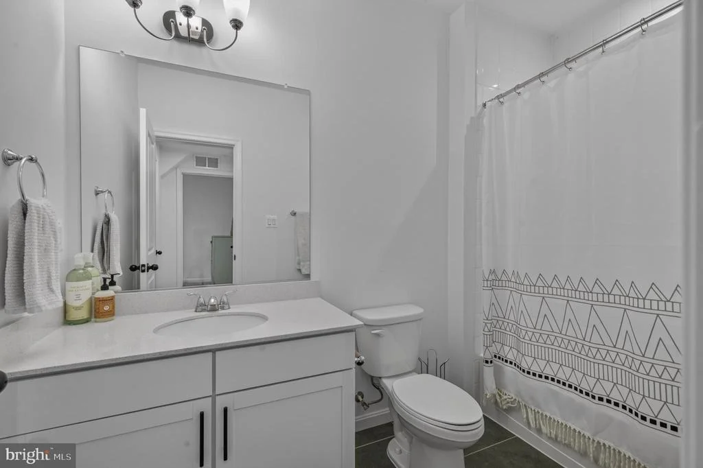 Photo of 409 KARN PL